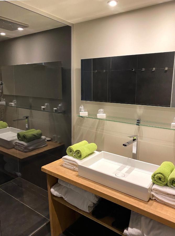 Hotel Wellness Eau De Roche Durbuy Εξωτερικό φωτογραφία